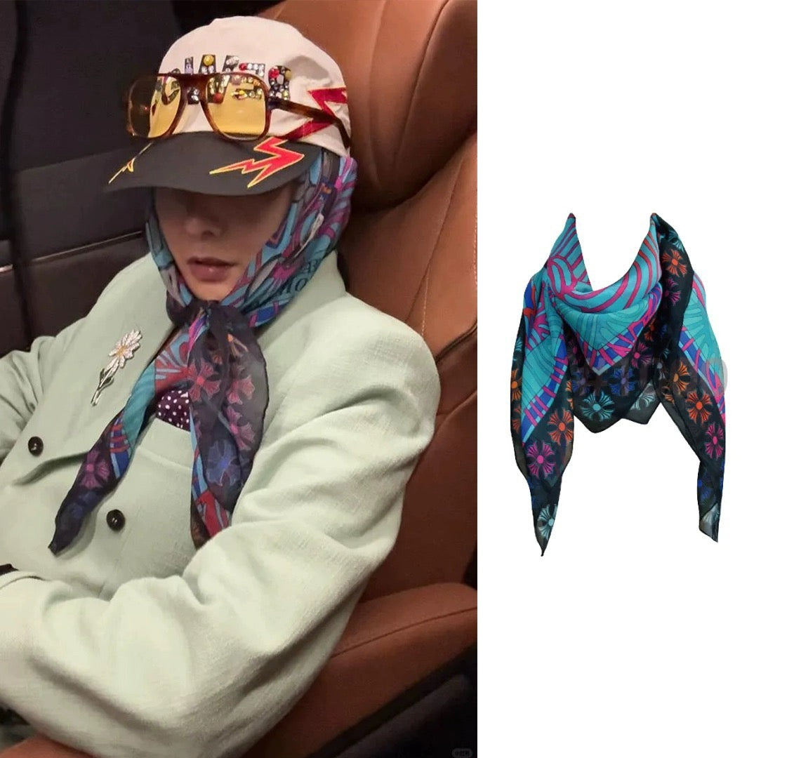 High-quality 2025 new GD's same graffiti style square scarf， pmo letter printed hip-hop scarf turban