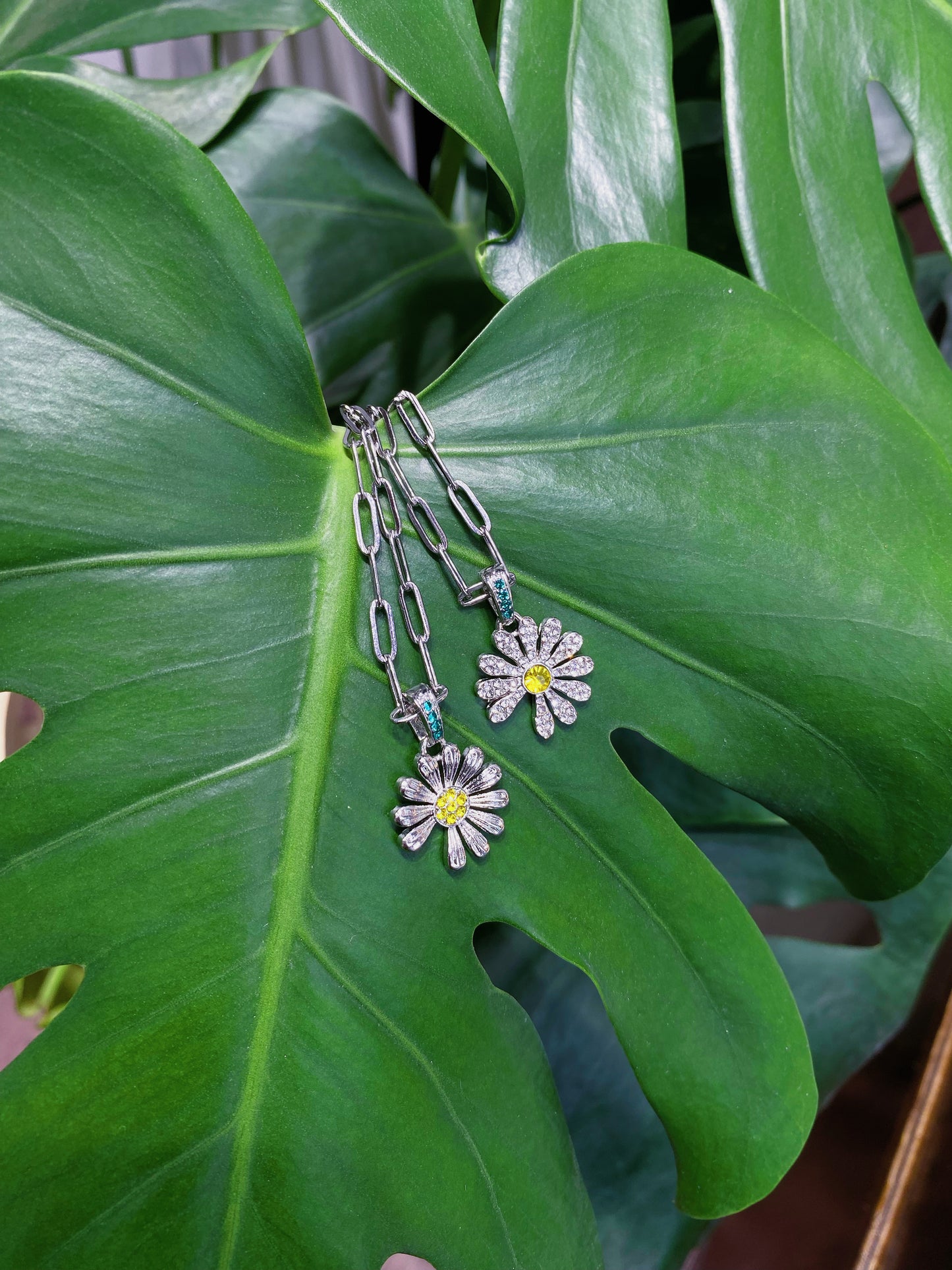 Same style as GD | Little Daisy Necklace