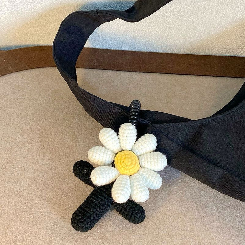 Daisy support stick, crochet pendant, handmade GD keychain