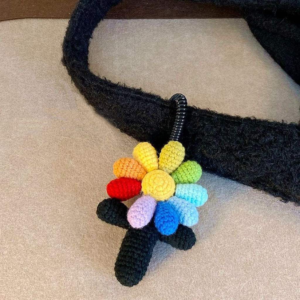 Daisy support stick, crochet pendant, handmade GD keychain