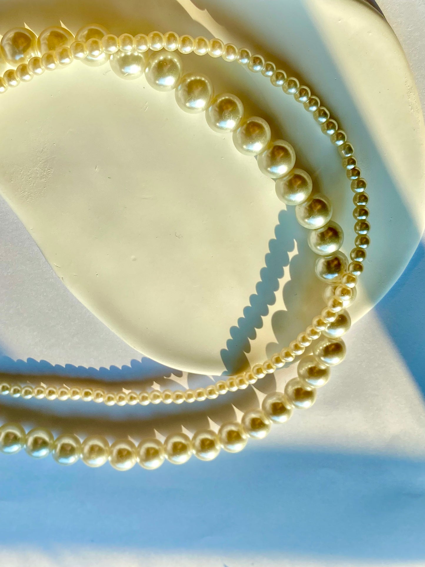 Double pearl necklace choker