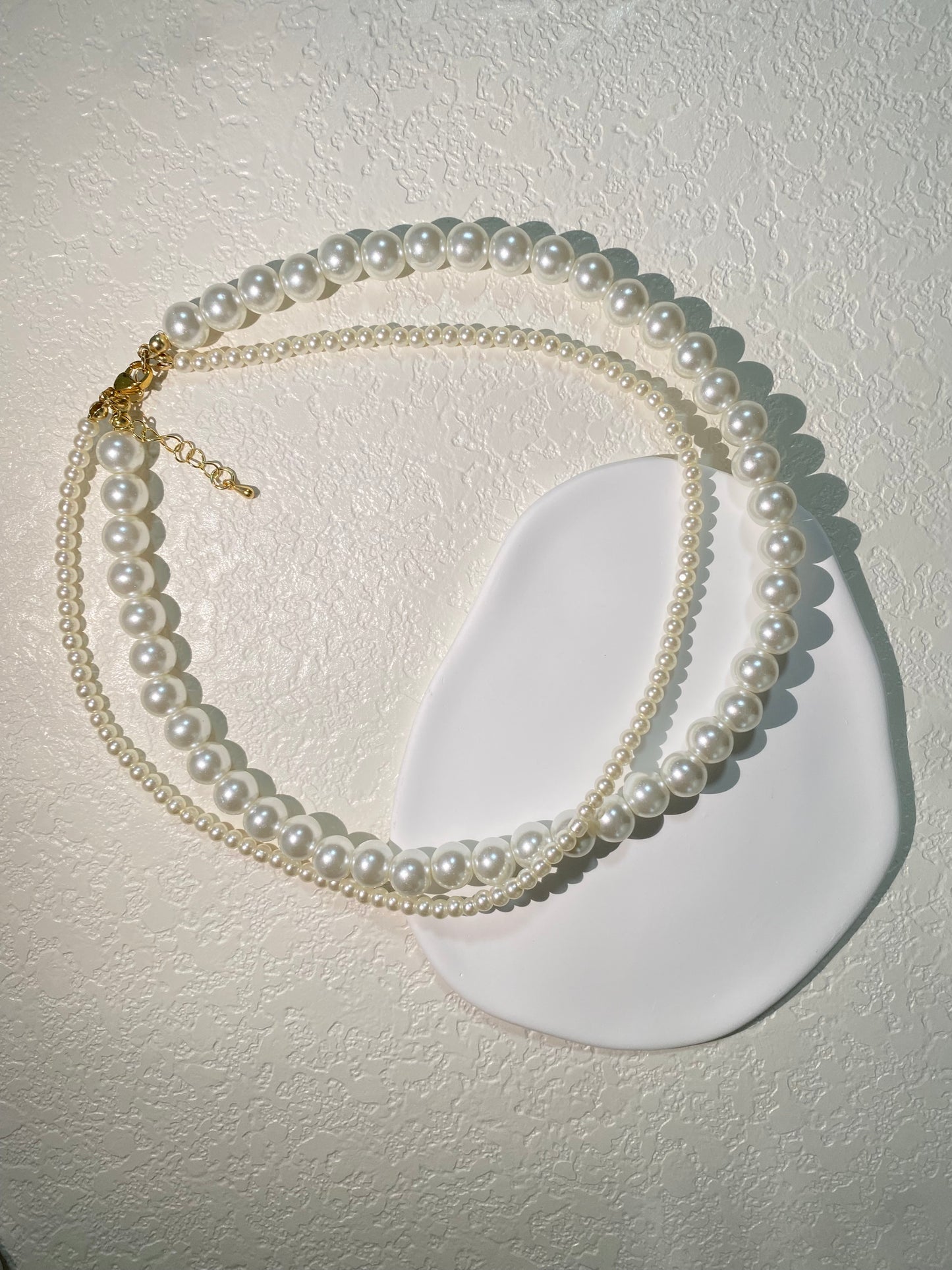 Double pearl necklace choker