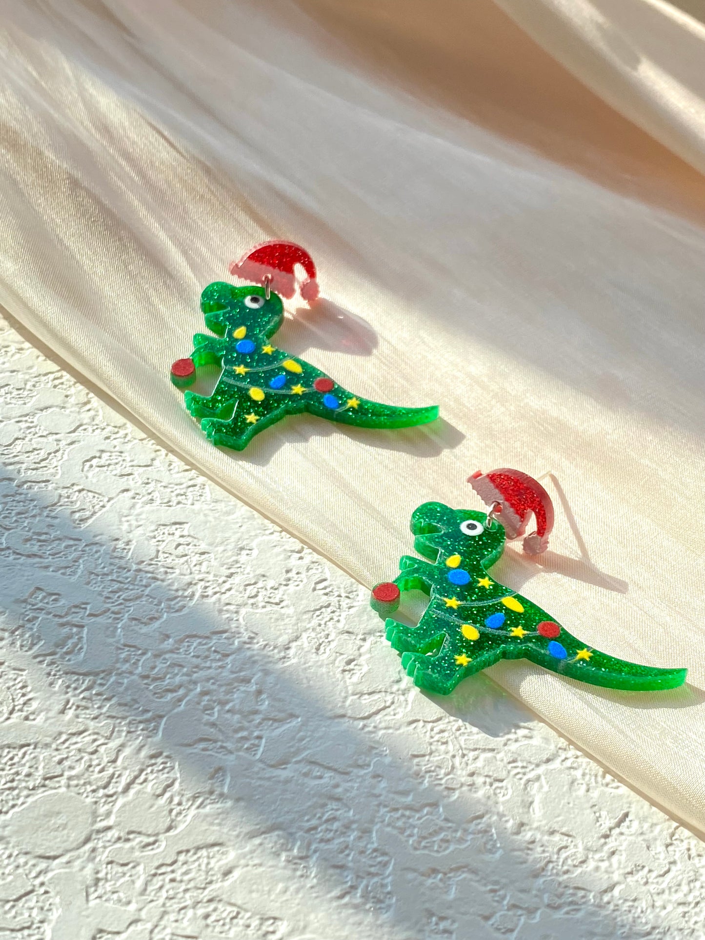 Santa hat small dinosaur earrings